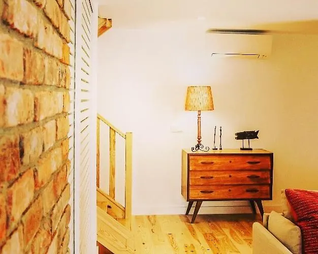 Casa Andorinhas Fontainhas (Ourem)